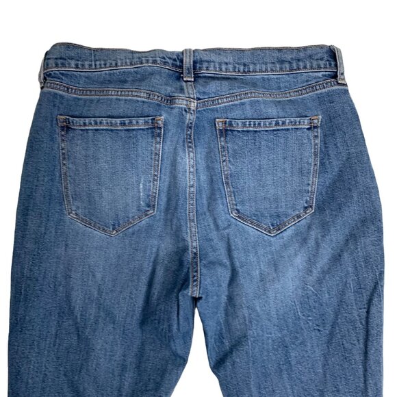 Old Navy Boyfriend Mid Rise Jeans 10 Med Wash Distressed Ankle Cropped 5 Pocket - Picture 4 of 5